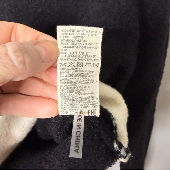 Suncoo Polo Sweater Top Black White Size Small Gold Buttons Pacival Two Tone T1 - Picture 9 of 9